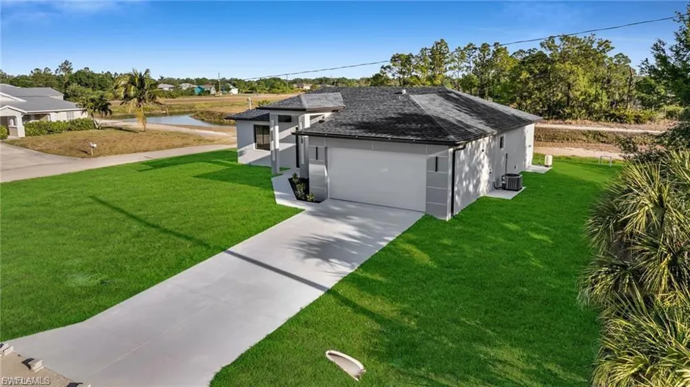 2106 W 18th Street Lehigh Acres, FL 33972