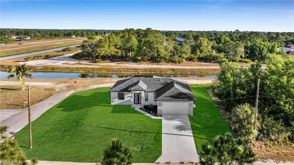 2106 W 18th Street Lehigh Acres, FL 33972