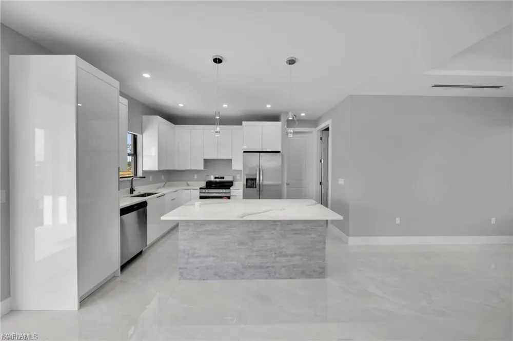 2106 W 18th Street Lehigh Acres, FL 33972