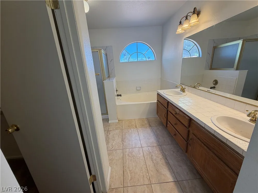 9509 Swan Bay Drive Las Vegas, NV 89117