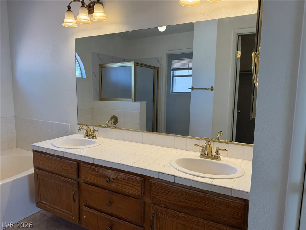 9509 Swan Bay Drive Las Vegas, NV 89117
