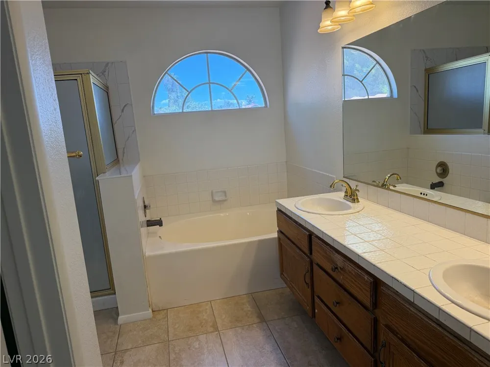 9509 Swan Bay Drive Las Vegas, NV 89117
