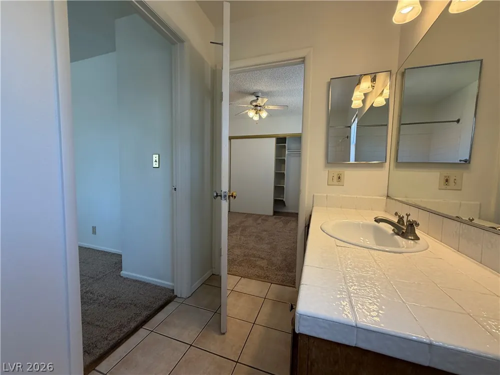 9509 Swan Bay Drive Las Vegas, NV 89117