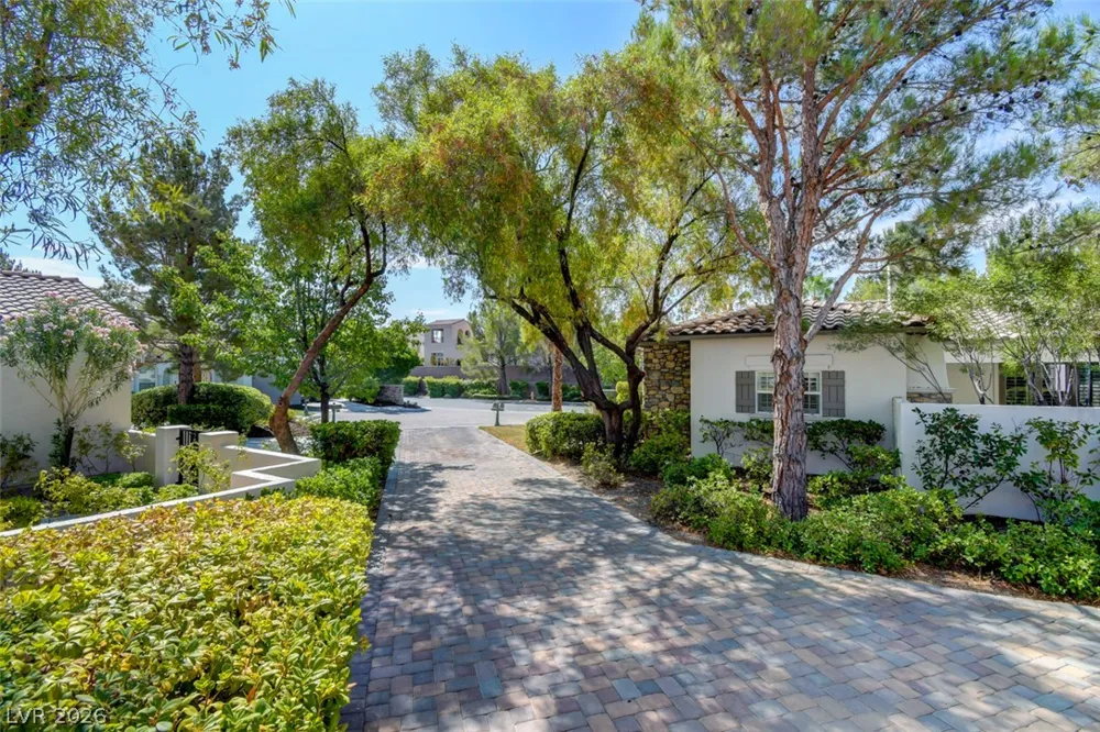 3380 Saddlebrook Street Las Vegas, NV 89141