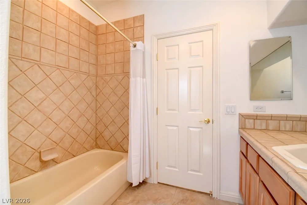 3380 Saddlebrook Street Las Vegas, NV 89141