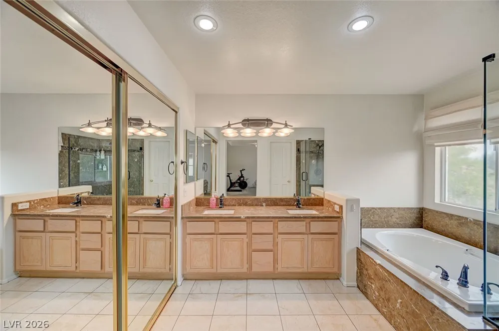 9240 Pitching Wedge Drive Las Vegas, NV 89134