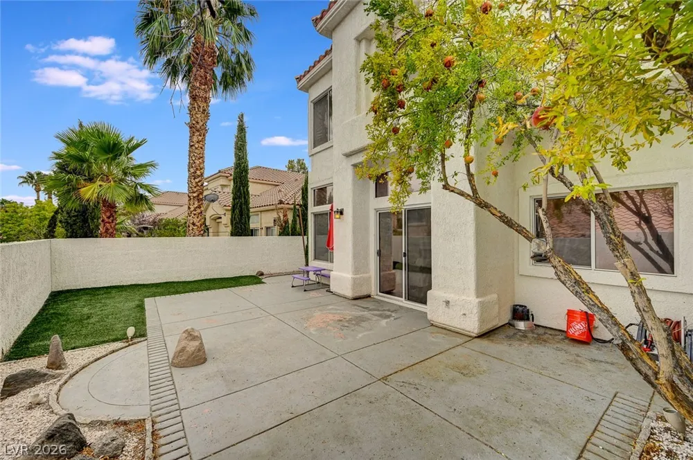 9240 Pitching Wedge Drive Las Vegas, NV 89134