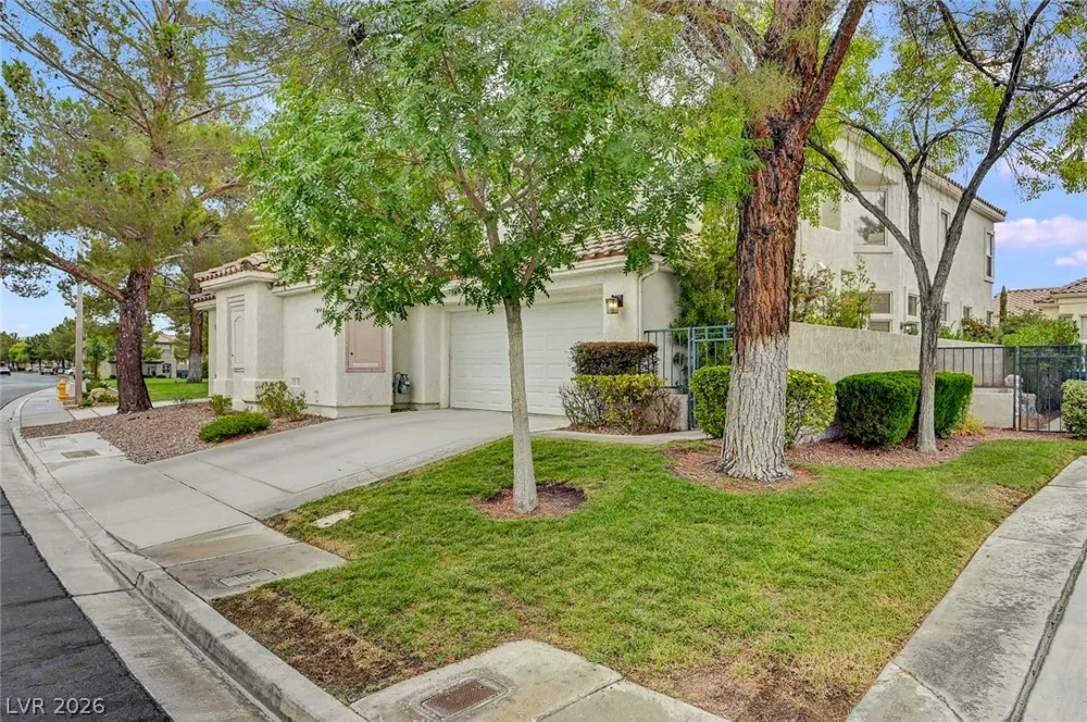 9240 Pitching Wedge Drive Las Vegas, NV 89134