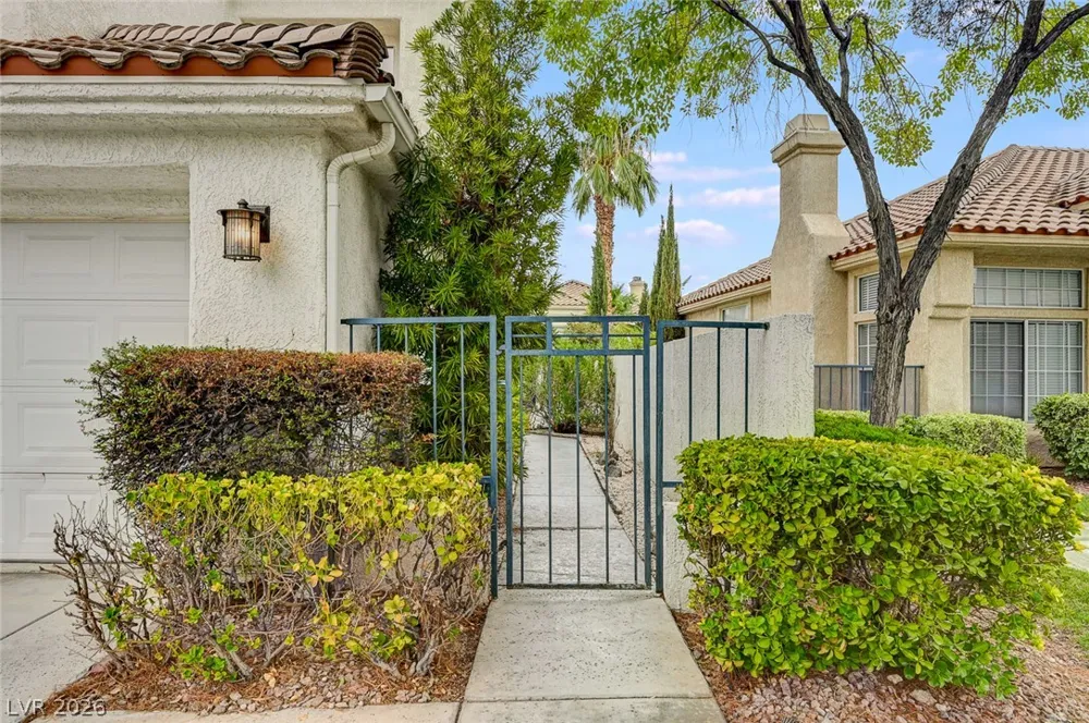 9240 Pitching Wedge Drive Las Vegas, NV 89134