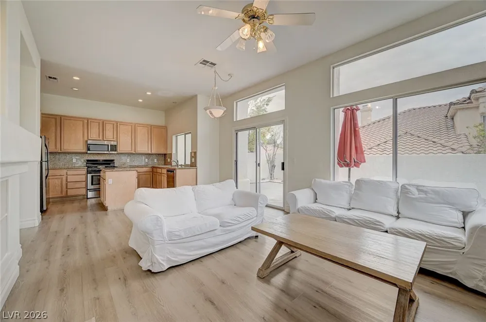 9240 Pitching Wedge Drive Las Vegas, NV 89134