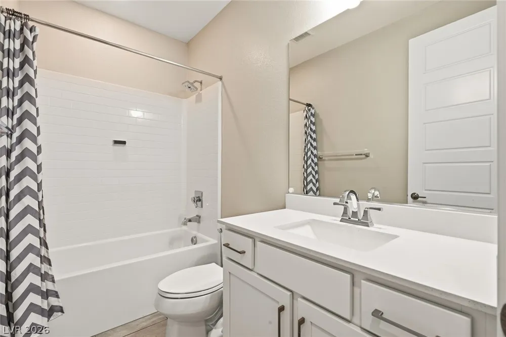 8445 Great Outdoors Street Las Vegas, NV 89166