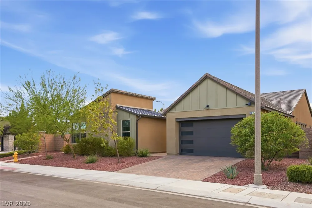 8445 Great Outdoors Street Las Vegas, NV 89166