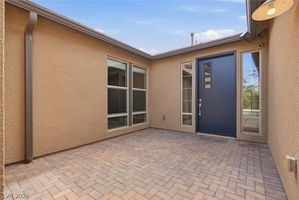 8445 Great Outdoors Street Las Vegas, NV 89166