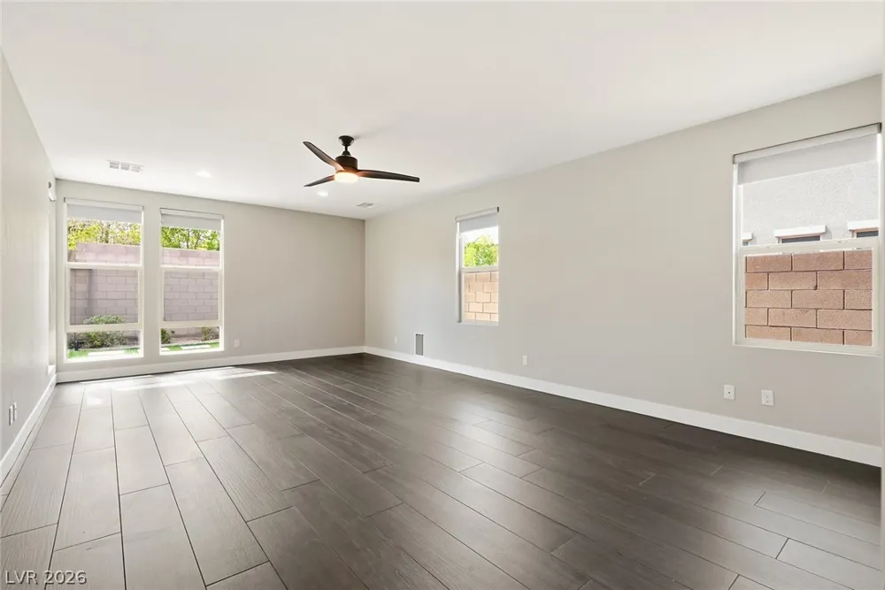 8445 Great Outdoors Street Las Vegas, NV 89166