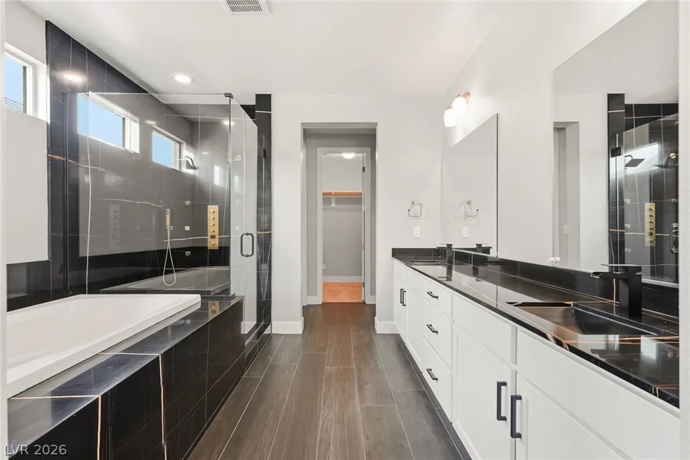 8445 Great Outdoors Street Las Vegas, NV 89166