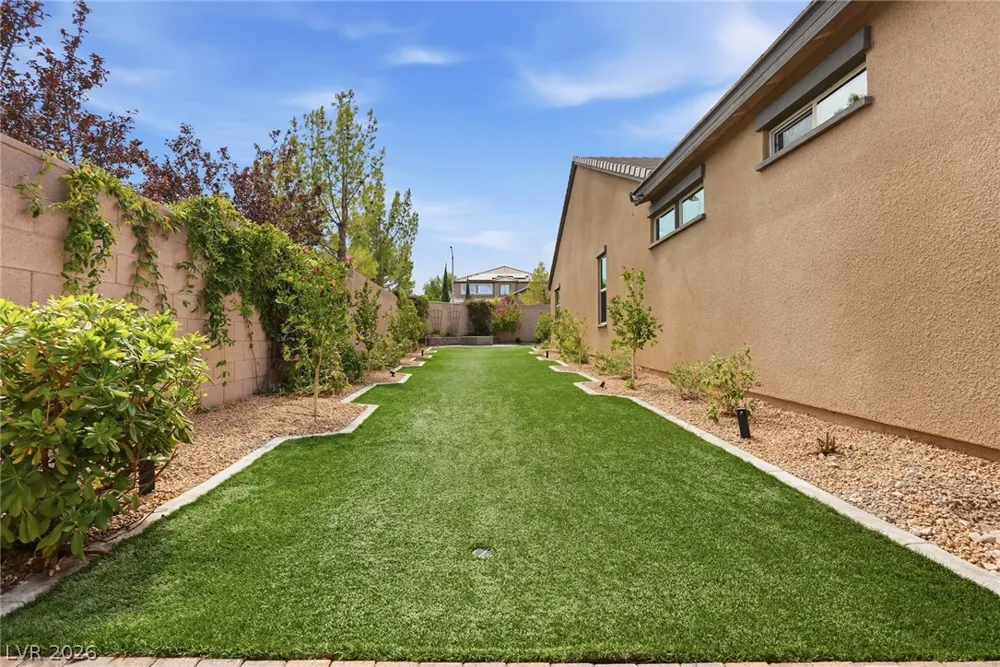 8445 Great Outdoors Street Las Vegas, NV 89166