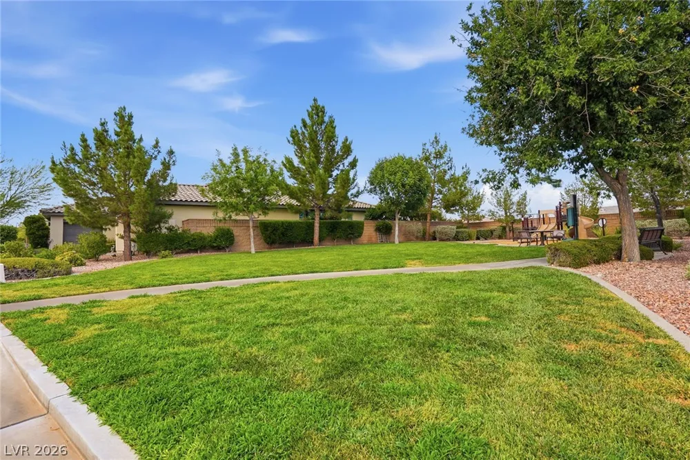 8445 Great Outdoors Street Las Vegas, NV 89166