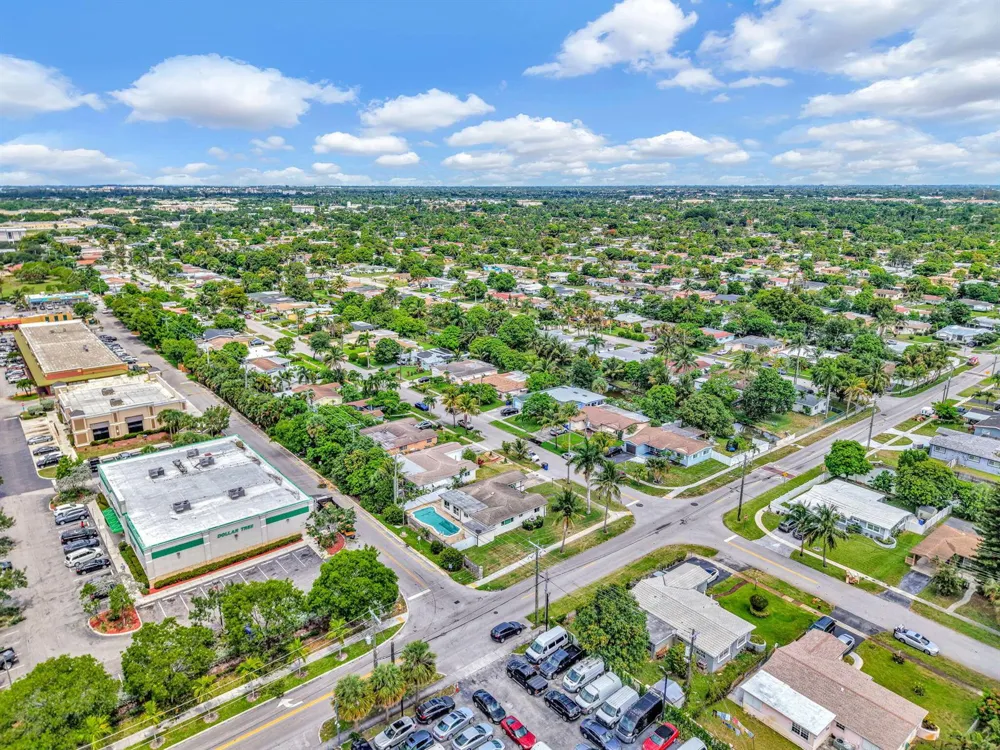 3300 NW 32nd Street Lauderdale Lakes, FL 33309