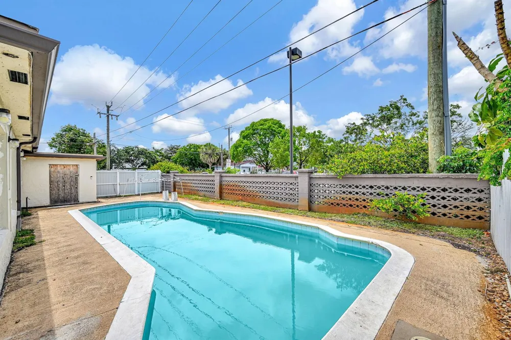 3300 NW 32nd Street Lauderdale Lakes, FL 33309