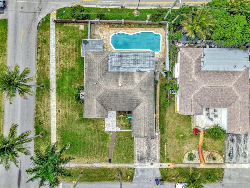 3300 NW 32nd Street Lauderdale Lakes, FL 33309