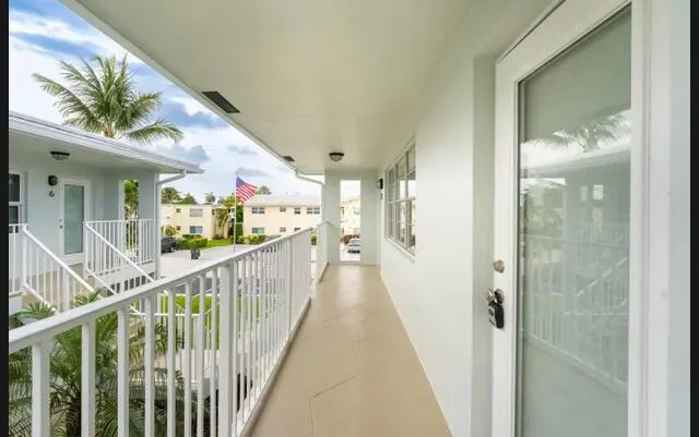 2737 NE 28TH STREET #9W Lighthouse Point, FL 33064