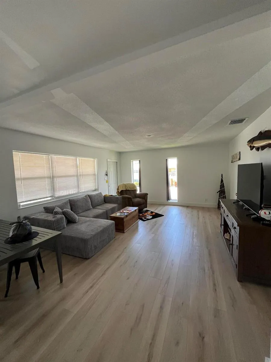 2737 NE 28TH STREET #9W Lighthouse Point, FL 33064