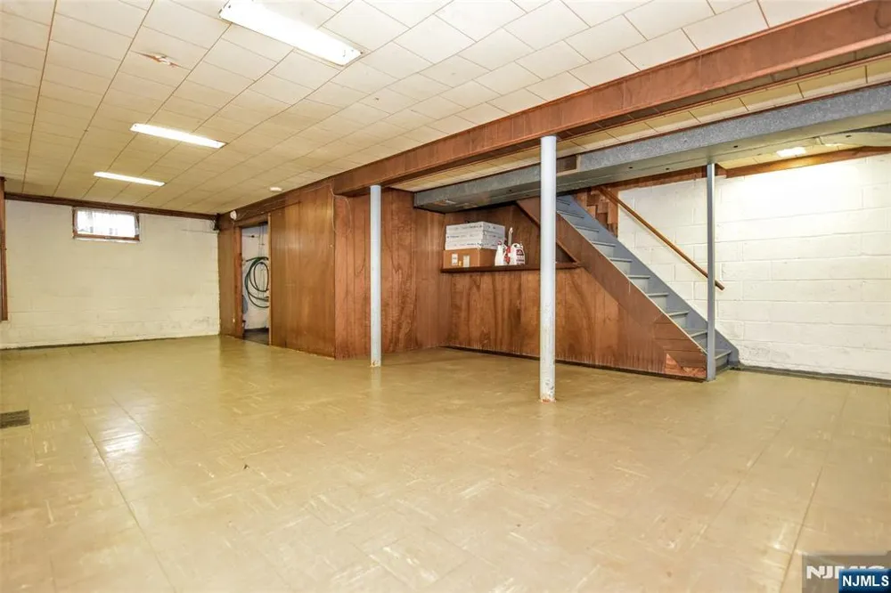 419 Main Avenue Wood Ridge, NJ 07075