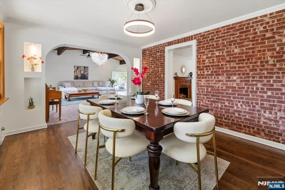778 Oak Avenue River Edge, NJ 07661