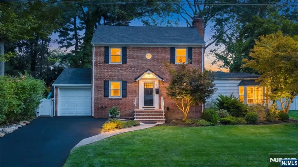 778 Oak Avenue River Edge, NJ 07661