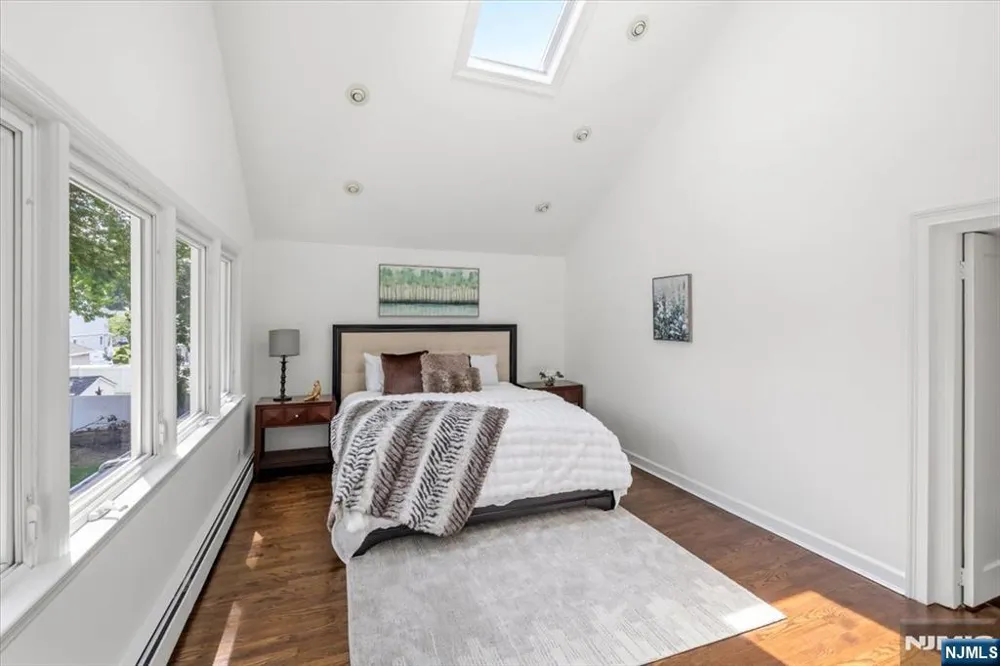 778 Oak Avenue River Edge, NJ 07661