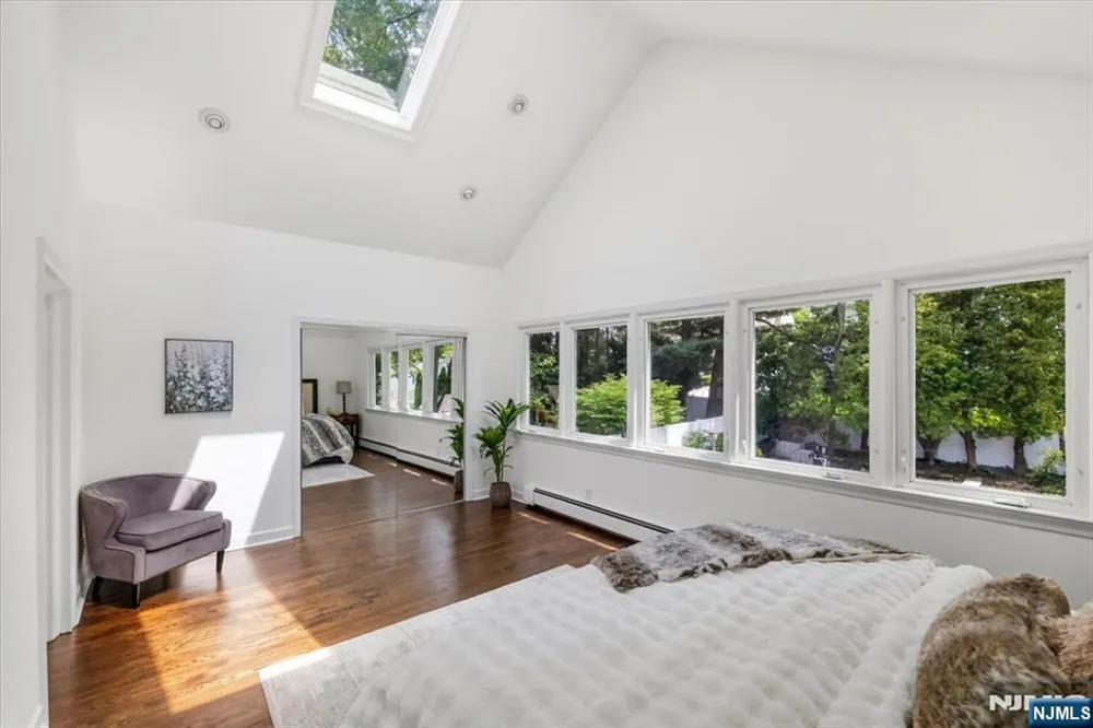 778 Oak Avenue River Edge, NJ 07661