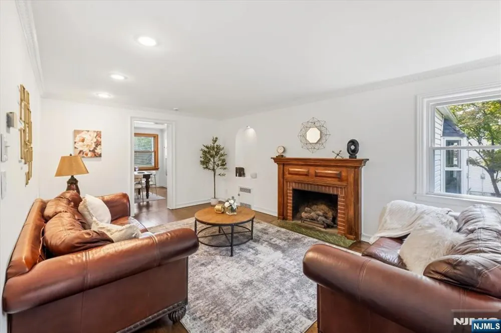 778 Oak Avenue River Edge, NJ 07661