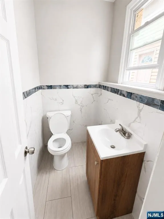 279 N 6th Street Newark, NJ 07107