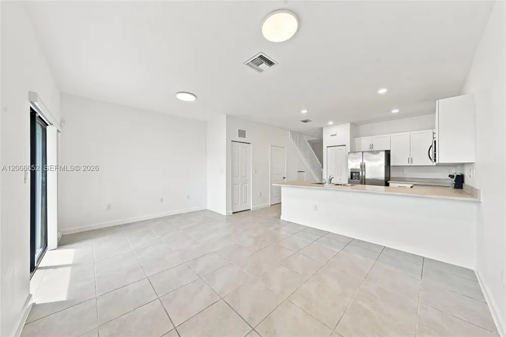 10018 SW 228th Ter Miami, FL 33190