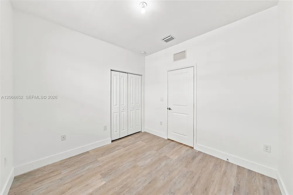 10018 SW 228th Ter Miami, FL 33190