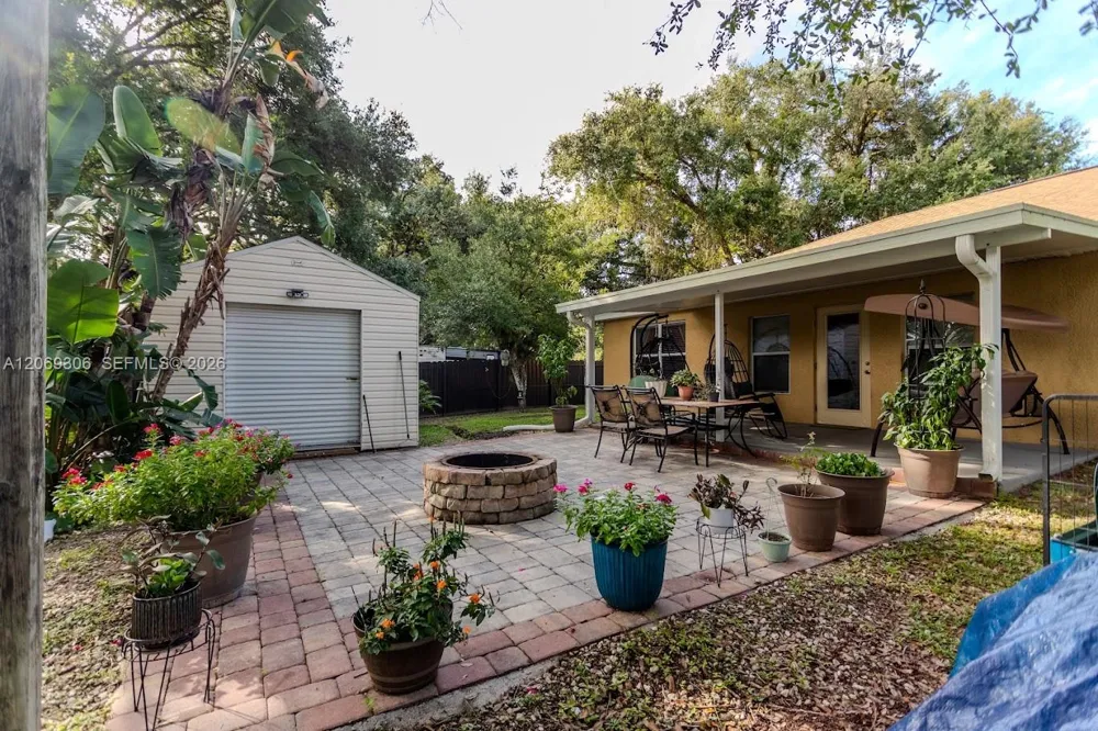 1098 Mission LN Other City - In The State Of Florida, FL 33935