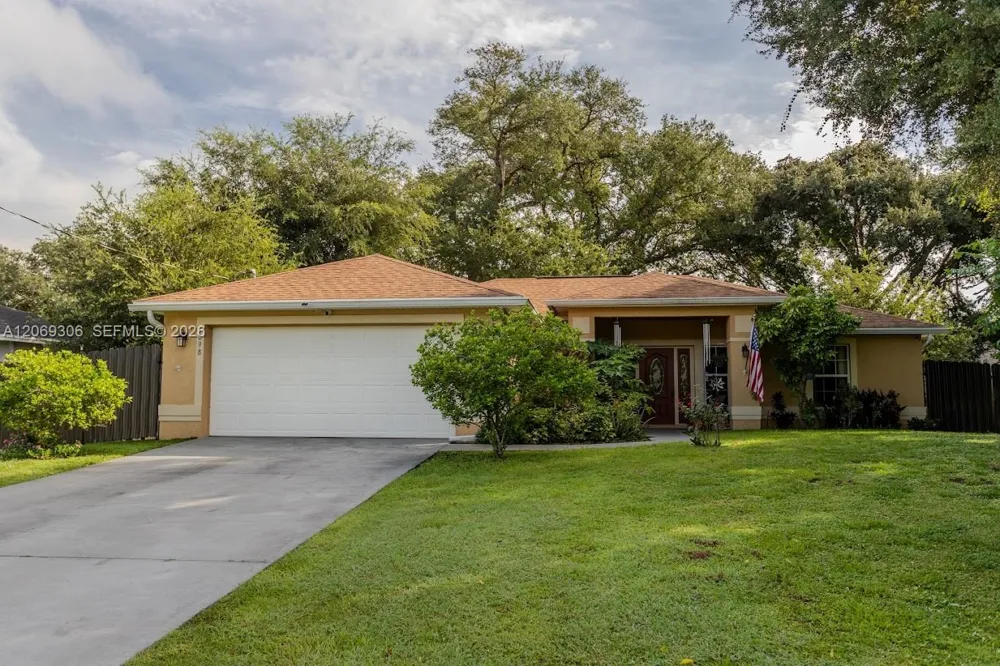 1098 Mission LN Other City - In The State Of Florida, FL 33935
