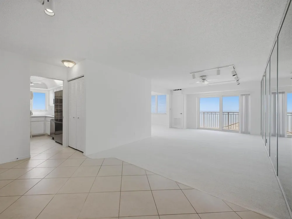 3215 S Ocean Boulevard #911 Highland Beach, FL 33487