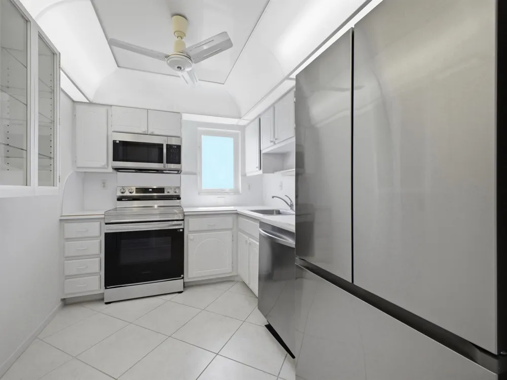 3215 S Ocean Boulevard #911 Highland Beach, FL 33487