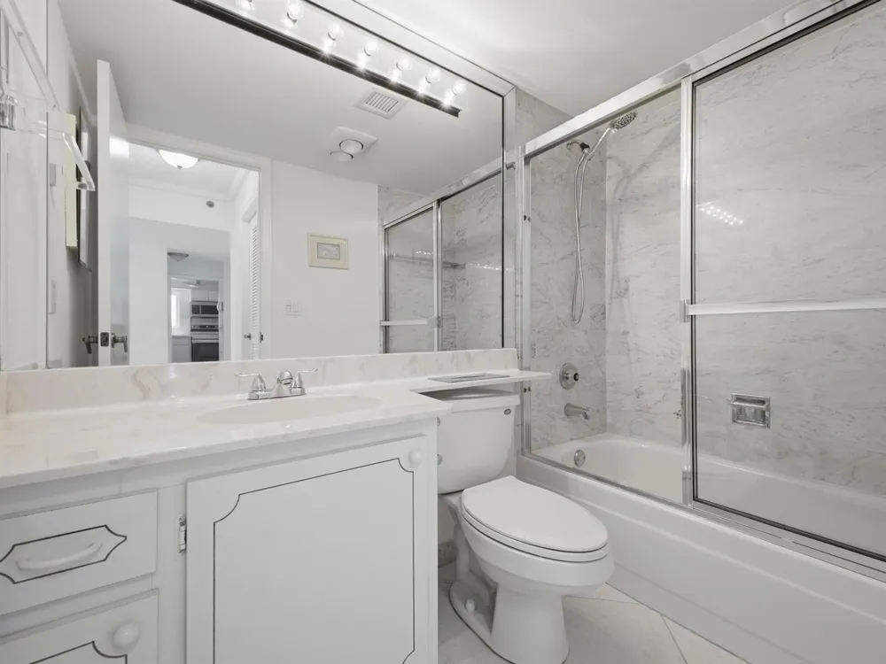 3215 S Ocean Boulevard #911 Highland Beach, FL 33487