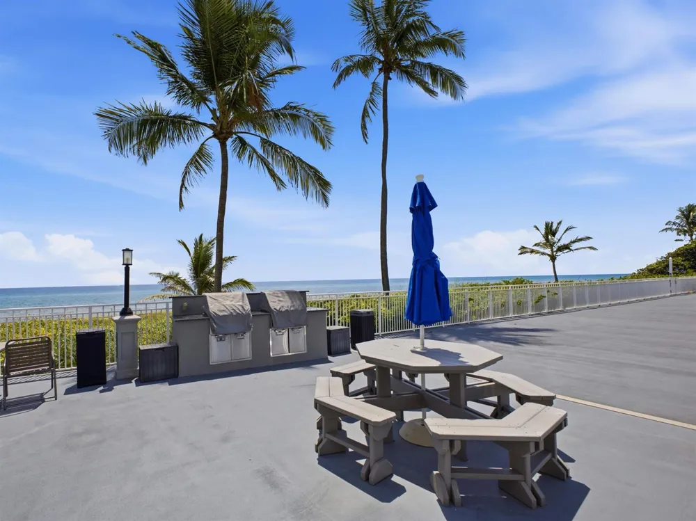 3215 S Ocean Boulevard #911 Highland Beach, FL 33487