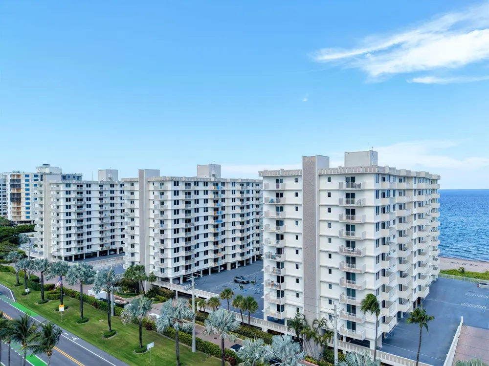 3215 S Ocean Boulevard #911 Highland Beach, FL 33487