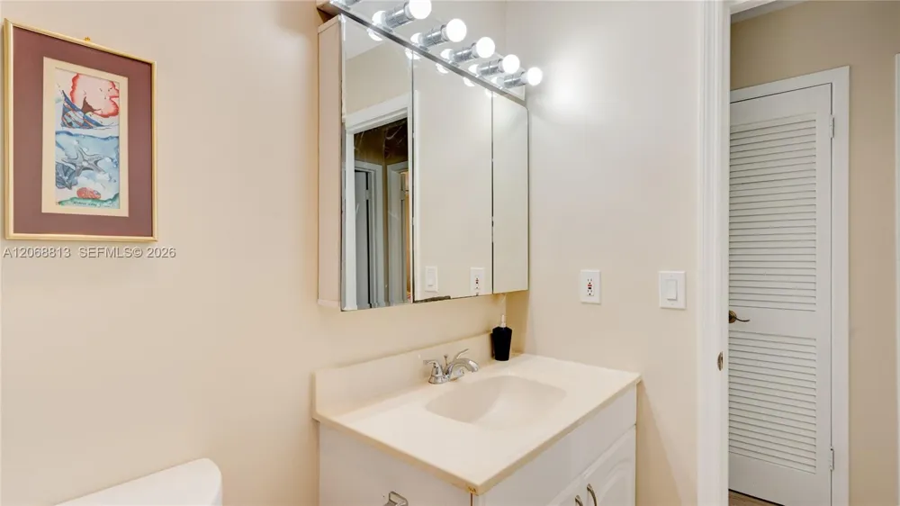 3344 Plaza Pl Lake Worth, FL 33462