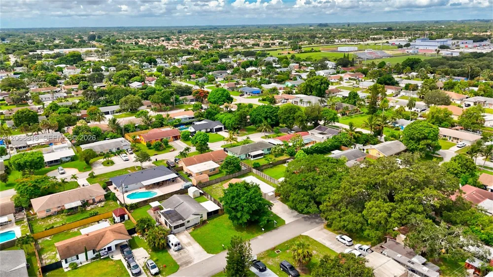 3344 Plaza Pl Lake Worth, FL 33462