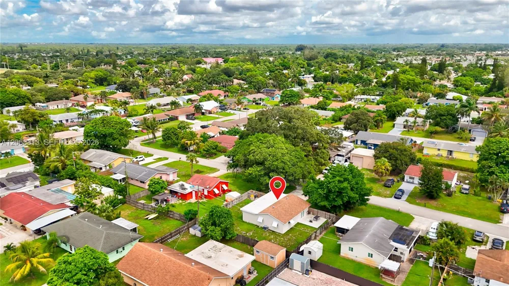 3344 Plaza Pl Lake Worth, FL 33462