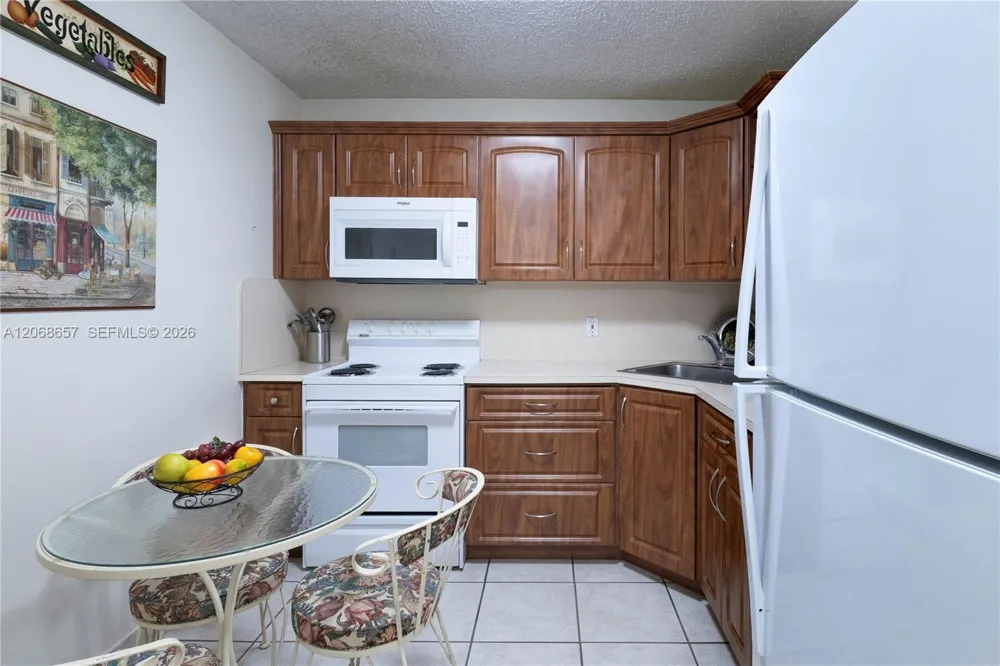 7707 Camino Real #B-209 Miami, FL 33143