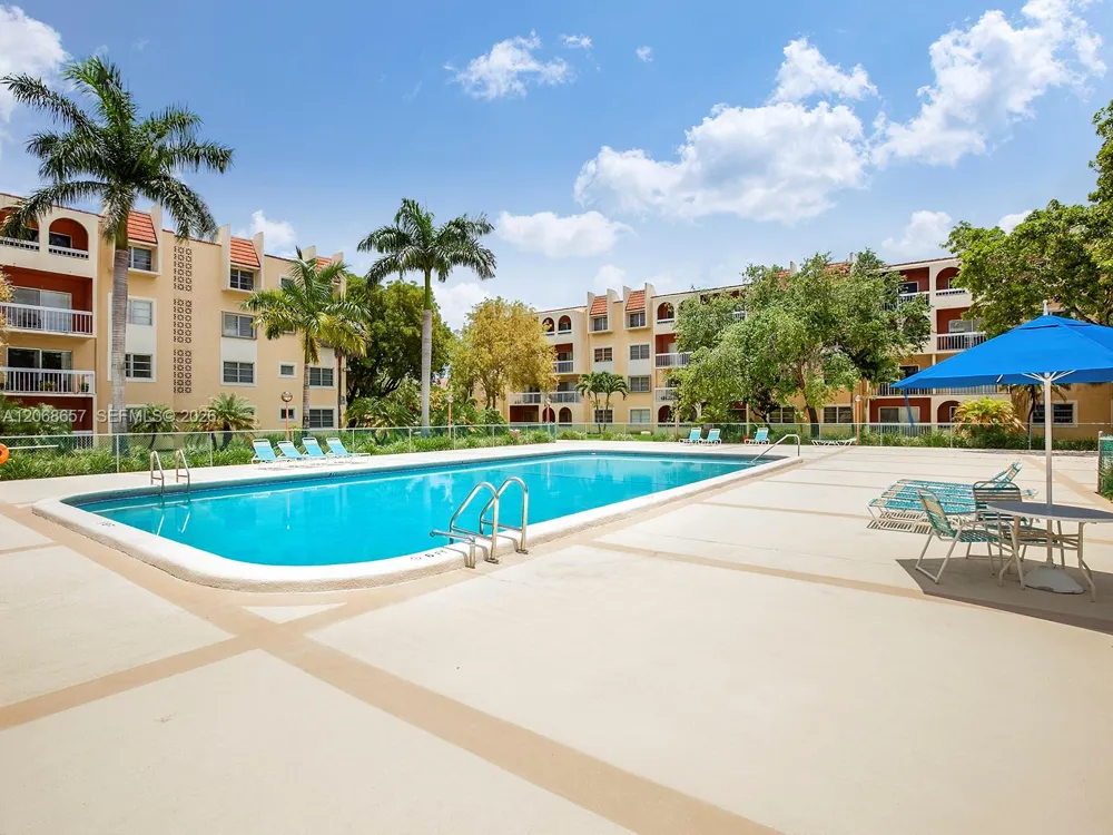 7707 Camino Real #B-209 Miami, FL 33143