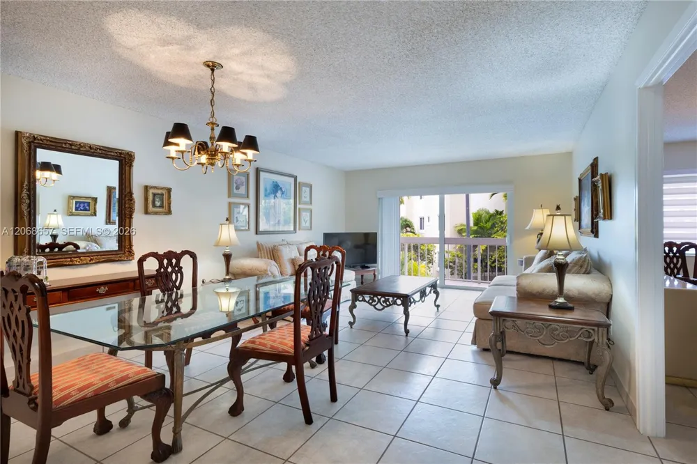 7707 Camino Real #B-209 Miami, FL 33143