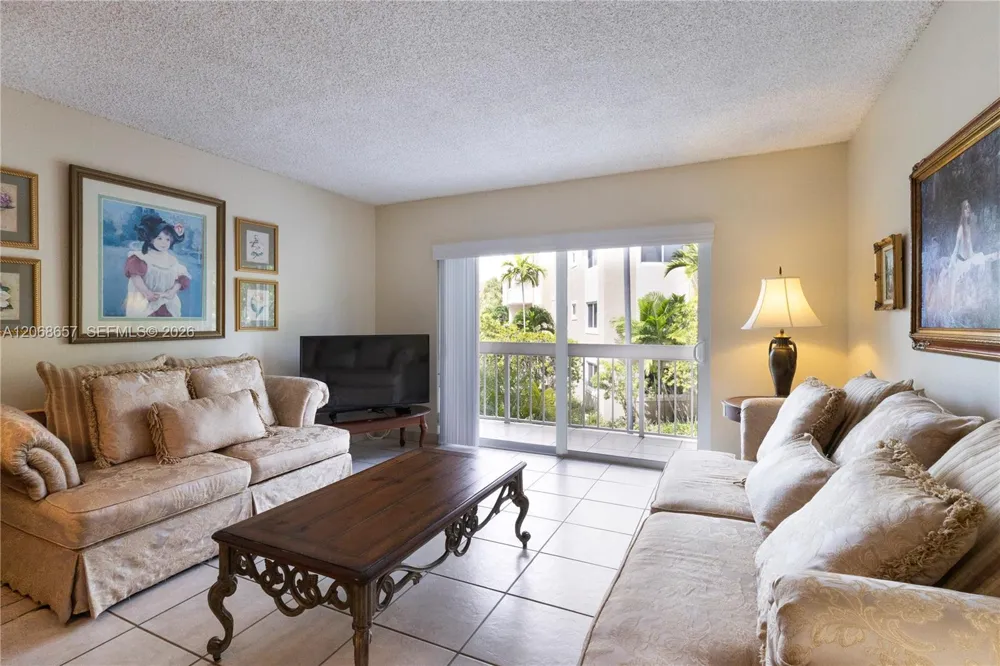 7707 Camino Real #B-209 Miami, FL 33143