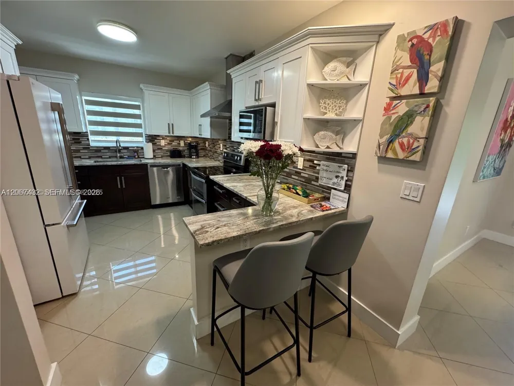 146 Ponce De Leon Blvd #n/a Coral Gables, FL 33134